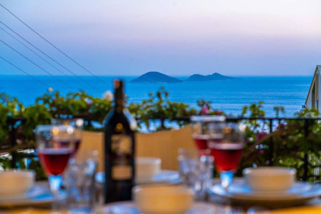 Azure Apartment With Sea View In Kalkan Exteriér fotografie